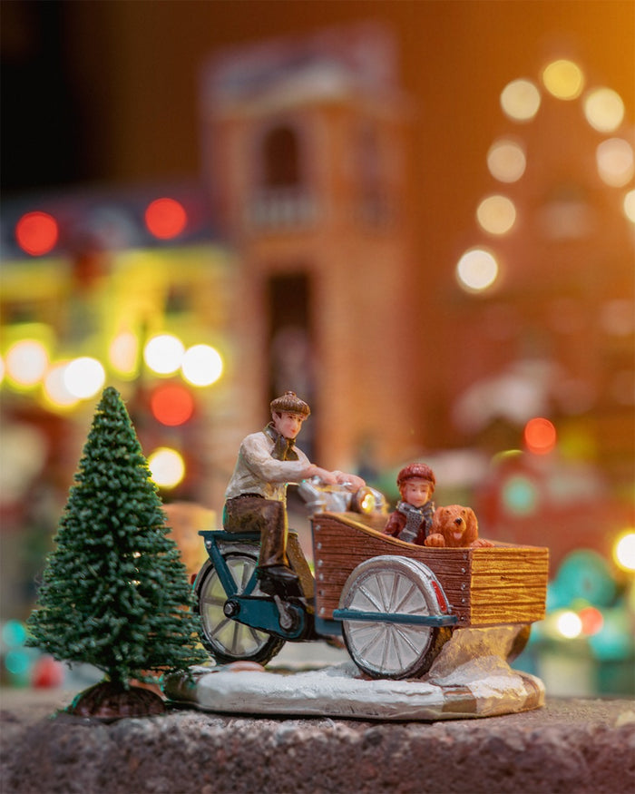 LuVille Kerstdorp Miniatuur Bakfiets Familie - L10 x B6 x H7,5 cm