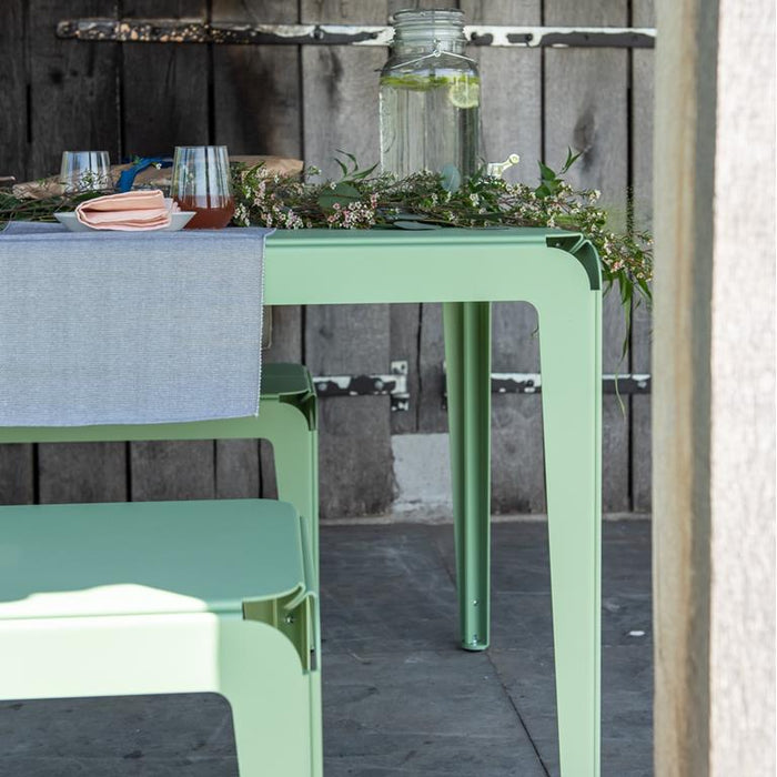 Weltevree Bended Tuintafel