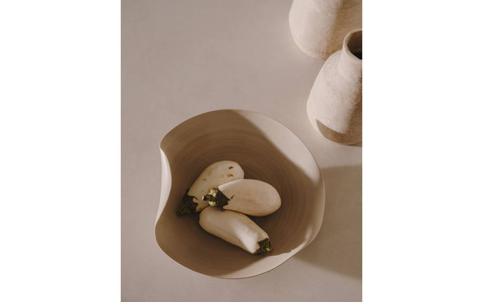 Kave Home - Beige keramische Macaire-tafelschaal Ø 37 x 34 cm