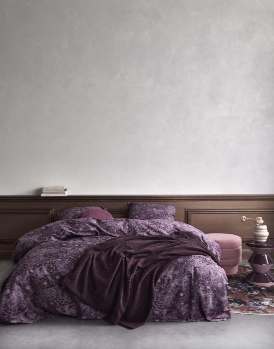 Essenza Teddy Plaid Plum wine 150 x 200 cm