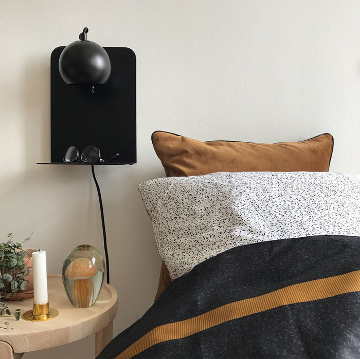 Frandsen Ball wandlamp met usb-poort mat lichtgrijs