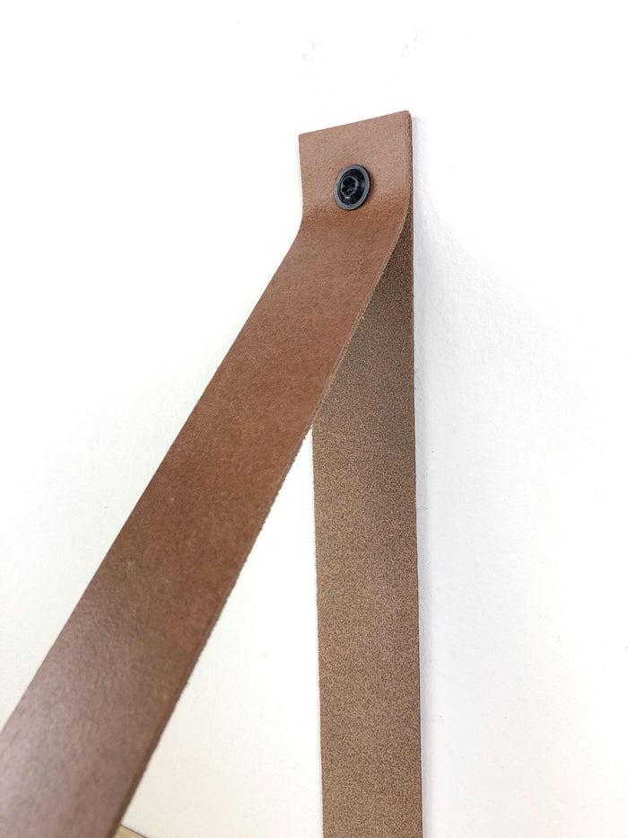 Woodbrothers Eiken wandplank massief recht 120x30cm + leren riem bruin