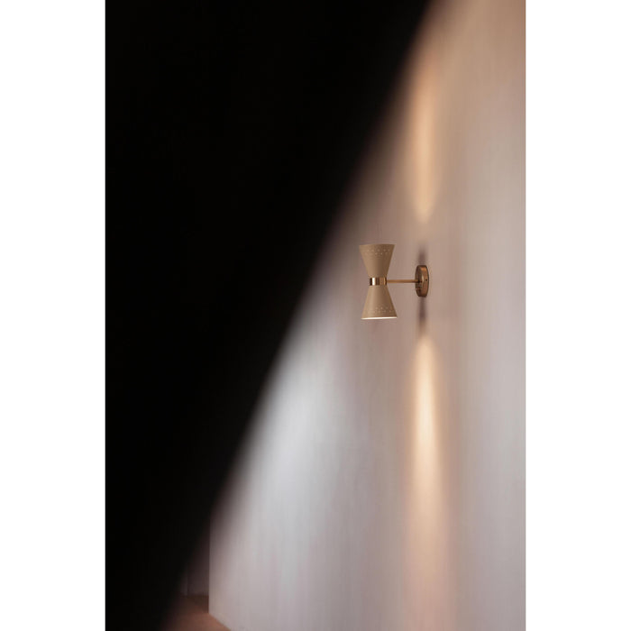 Audo Copenhagen Collector wandlamp crème