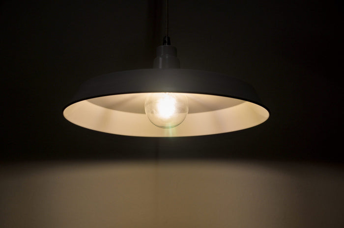 Reliving Vintage Witte Metalen Hanglamp