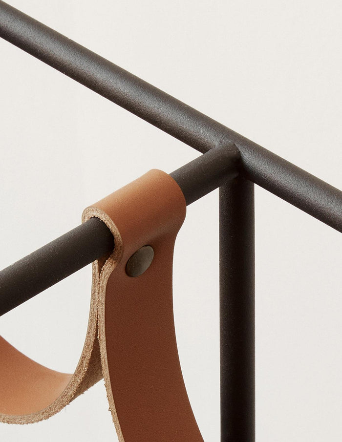 Audo Copenhagen Umanoff wijnrek zwart|cognac