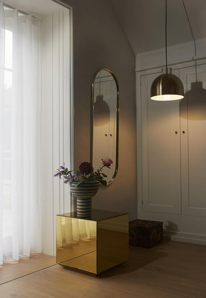 Speculum bijzettafel 38x38 goud