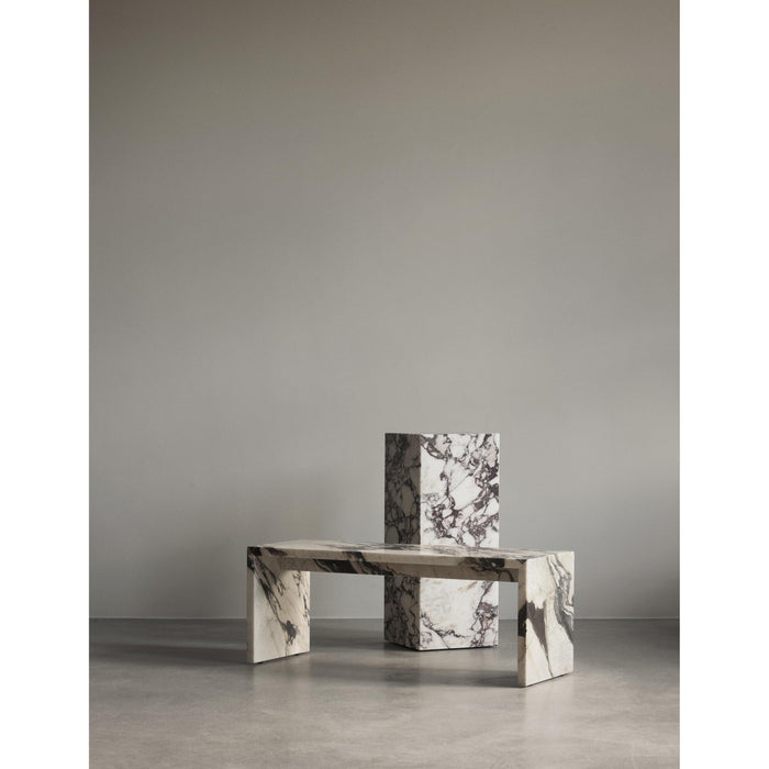 Audo Copenhagen Plinth Pedestal bijzettafel grijs Kendzo marmer