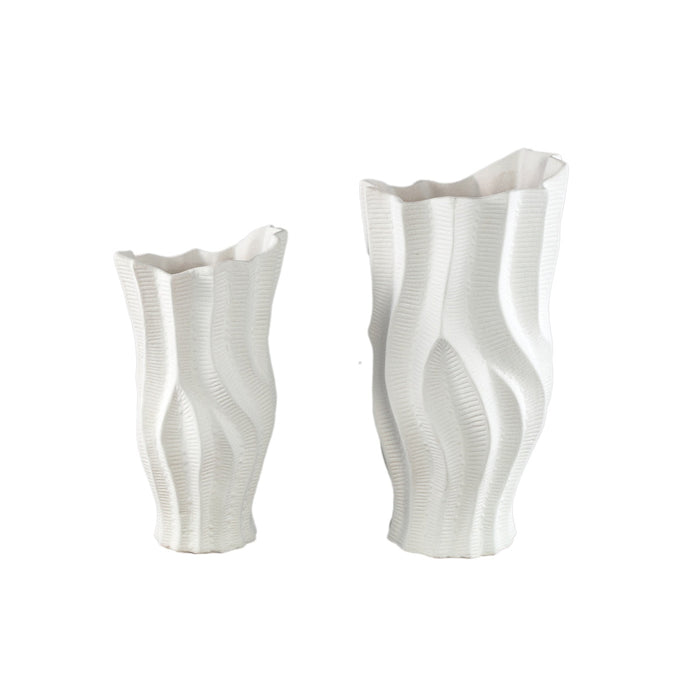 PTMD Merc White ceramic pot wavy ribbed high S