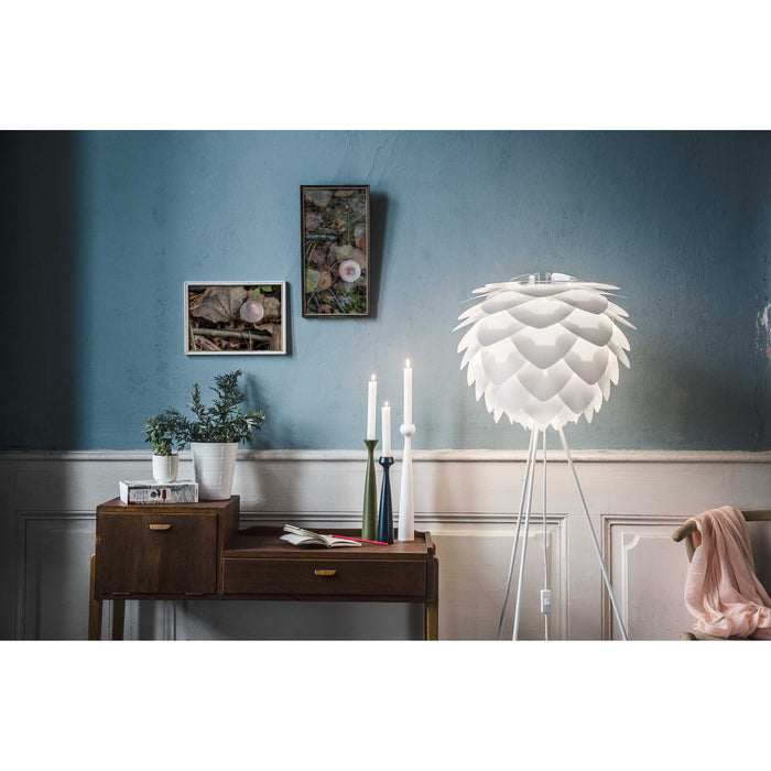 Umage Silvia Medium Tripod vloerlamp Ø50 zwart onderstel, messing