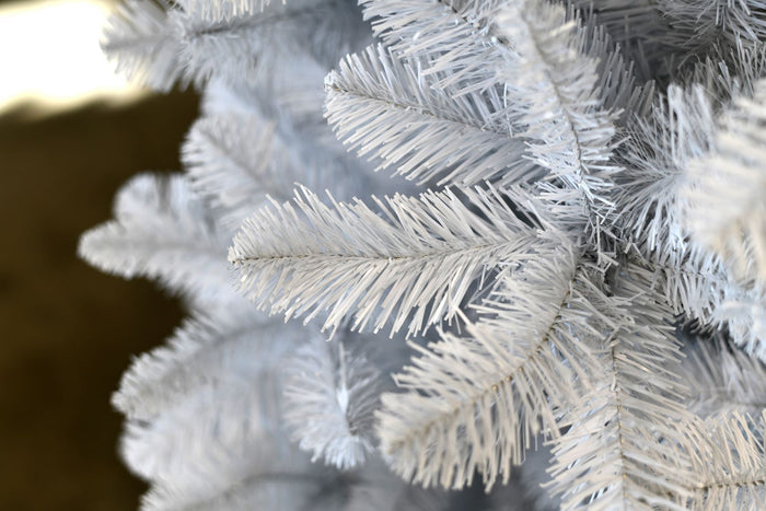 Montreal kunstkerstboom - 150 cm - wit - Ø 83 cm - 412 tips - metalen