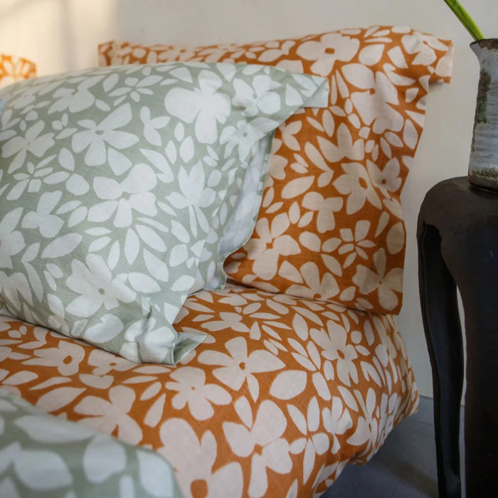 Vandyck Florals Dekbedovertrek 200 x 200/220 cm - Apricot Blush