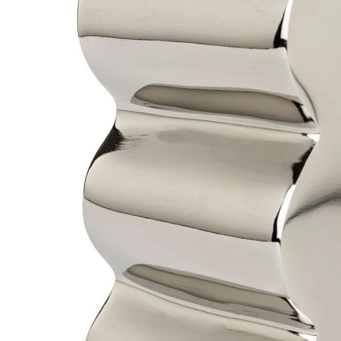 321756-x04-202312121624-C.jpg (7703579)