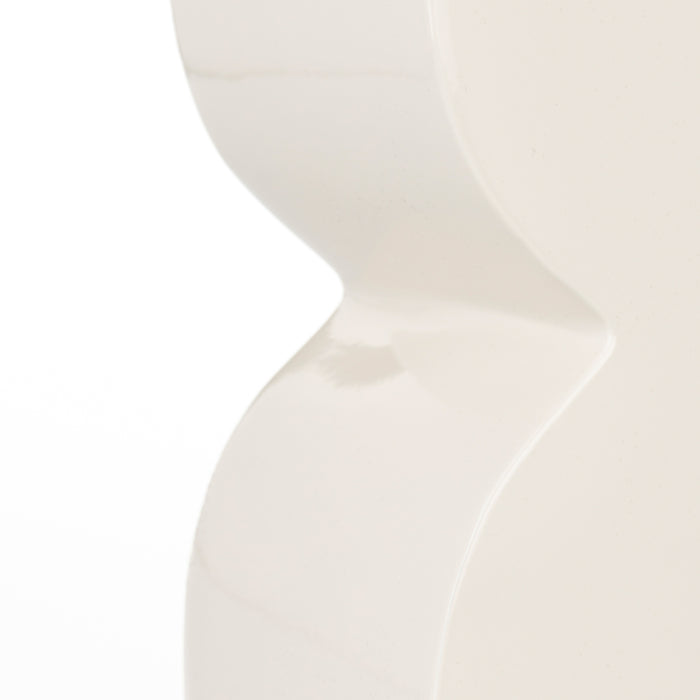 321763-x04-202312121621-C.jpg (7703623)