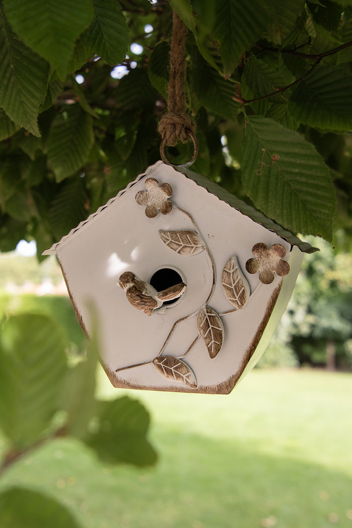 Clayre & Eef Vogelhuis 21x11x22 cm Wit Metaal Vogelhuisje Hangend