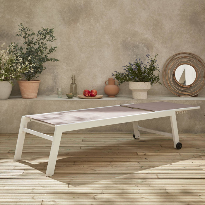 sweeek - Ligbed van aluminium en textileen