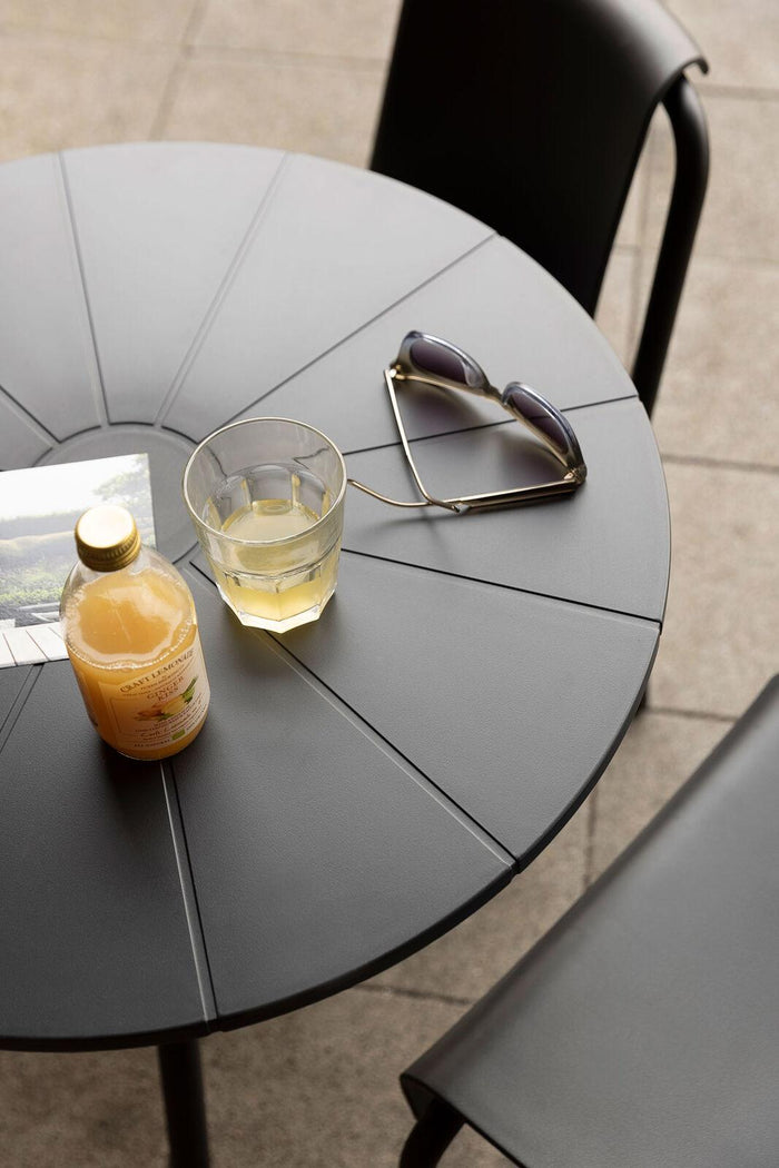 Houe Nami tuintafel 64cm olive green