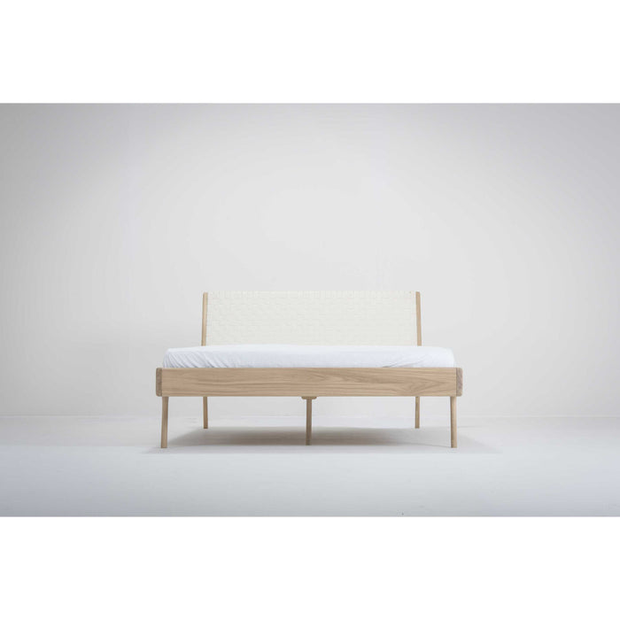 Fawn bed 140x200 whitewash cotton webbing white