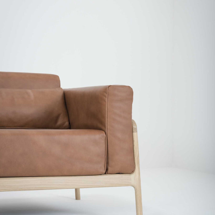 Fawn sofa 2-zits whitewash Main Line Flax Newbury