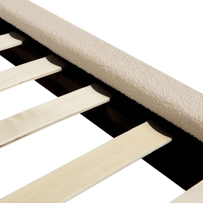 Beliani-MELLE -Tweepersoonsbed-Lichtbeige-140 x 200 cm-Bouclé