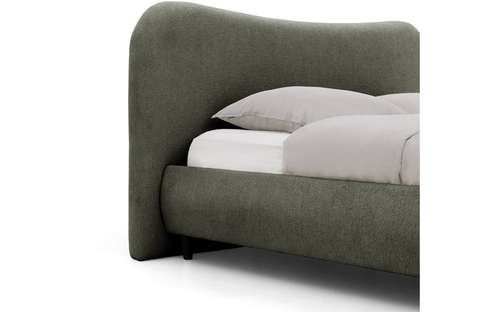 Goossens Bedframe Pecaro - 180 x 200 - Alpine thyme 206 - Bouclé