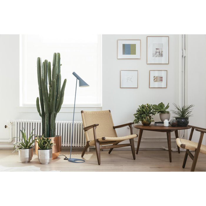 Louis Poulsen AJ vloerlamp V3 White