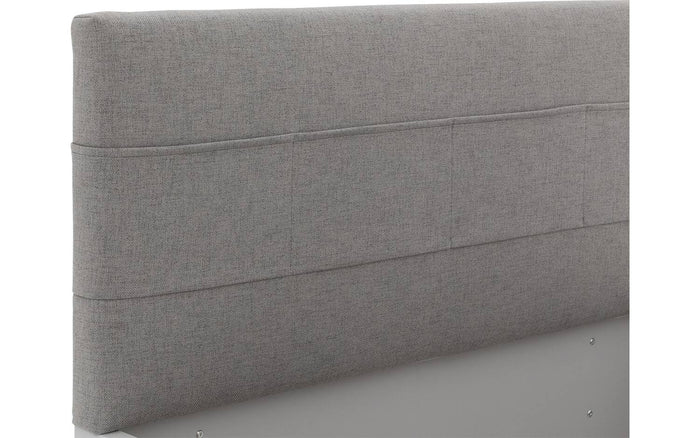 Goossens Bedframe Ita - 120 x 210 - Zijdegrijs met accent eiken