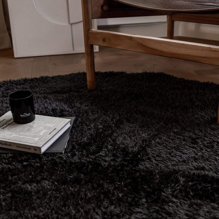 Interieur05 Vloerkleed Hoogpolig Fender Zwart Rond 240cm