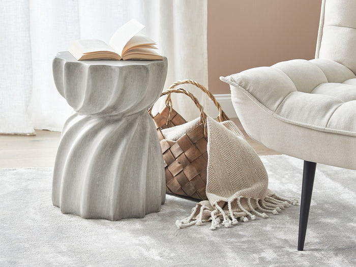 Beliani - ALGUA - Bijzettafel - Grijs - Lichtbeton