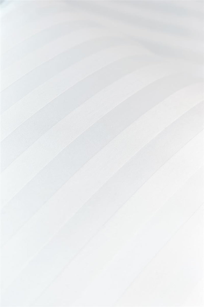 Beddinghouse Shine dekbedovertrek - 240x200|220 - Wit