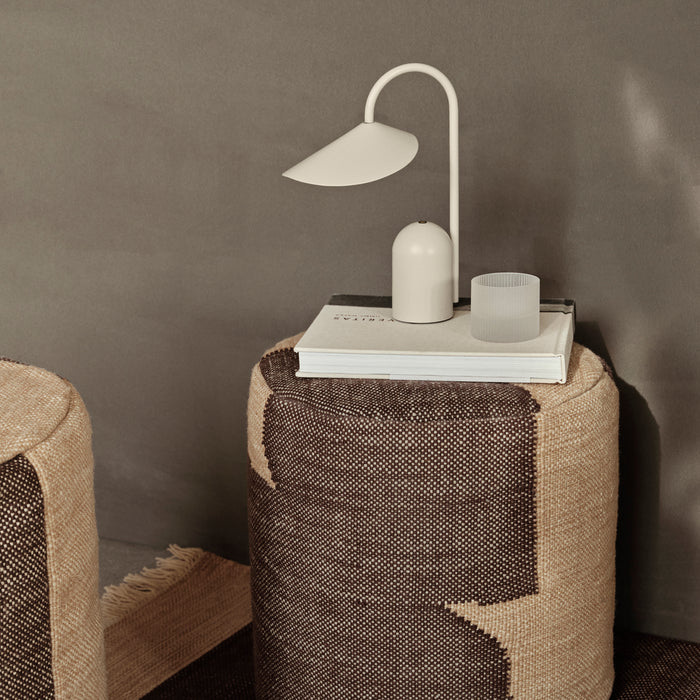 Ferm Living Arum Oplaadbare Tafellamp - Cashmere