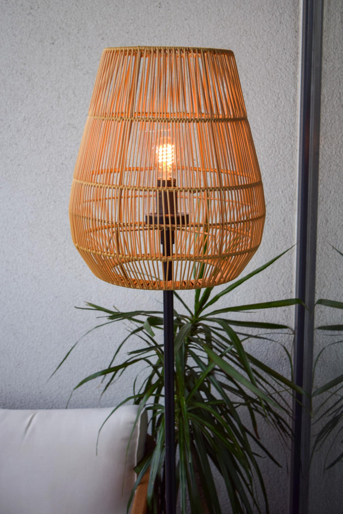 Nerida vloerlamp buiten IP44 naturel