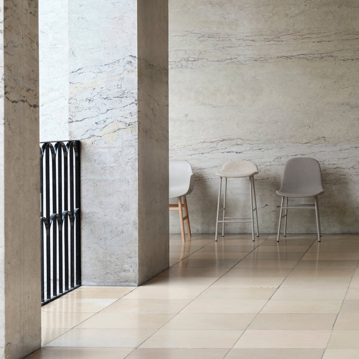 Normann Copenhagen Form Barkruk Low 65 cm - Staal - Warm Grijs