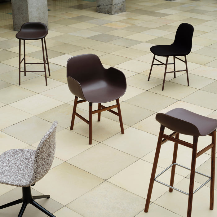 Normann Copenhagen Form Barkruk Low 65 cm - Staal - Bruin