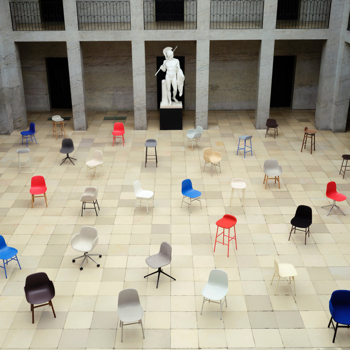 Normann Copenhagen Form Barkruk Low 65 cm - Staal - Bruin