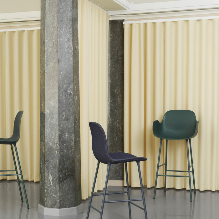 Normann Copenhagen Form Barkruk High 75 cm met Armleuning - Staal - Bruin