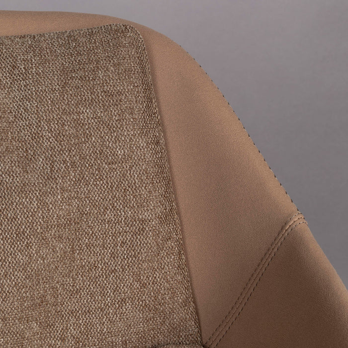 322882-x08-202403290214-C.jpg (8119924)