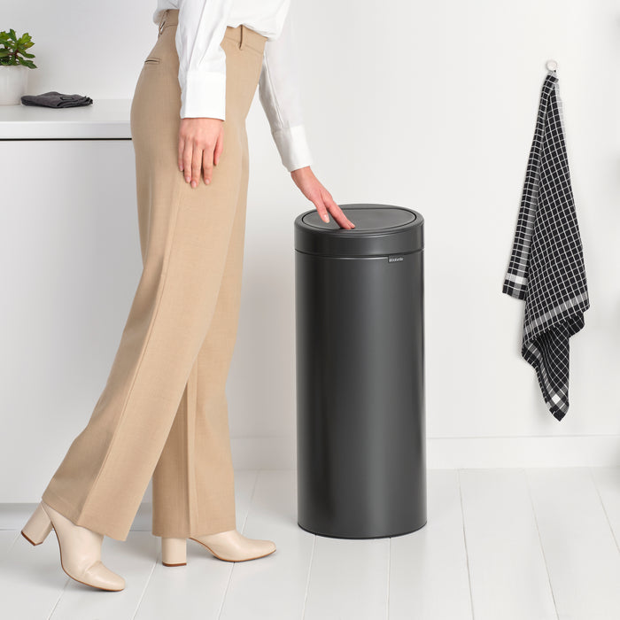 Brabantia Touch Bin New Afvalemmer 30 Liter - Confident Grey