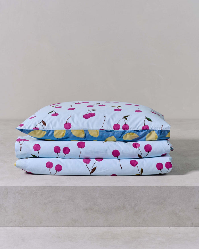 Essenza Zesty cherry Dekbedovertrek 240 x 220 cm - Ijsblauw