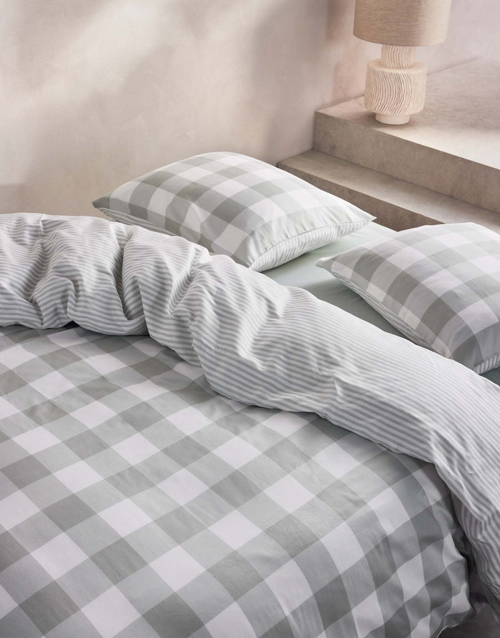 Essenza Chess Dekbedovertrek 240 x 220 cm - Dusty green