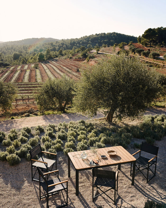 Kave Home - Bona 100% buitentafel in massief teakhout en aluminium met