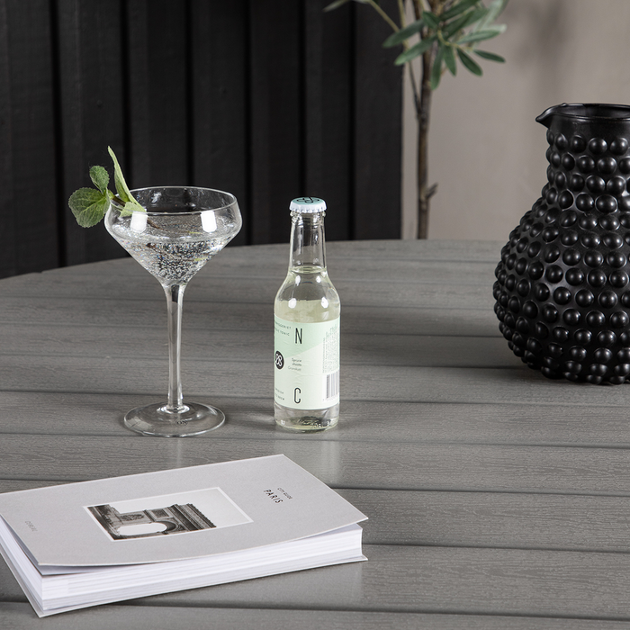 Nest outdoor Aaron Ronde Polywood Tuintafel - Wit