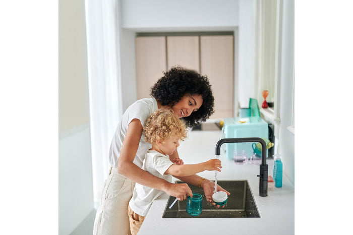 Rietjesbeker Mepal Mio 300 ml - deep turquoise