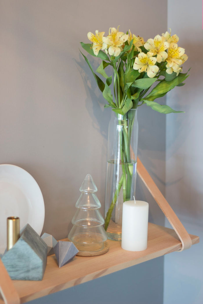 TAK Design - Hout Shelfie Boekenplank met Leerbanden 20 x 60 cm