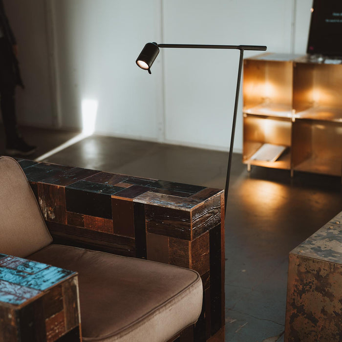 One vloerlamp LED oplaadbaar Smokey Black