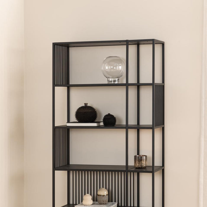 323657-x01-202406031921-A.jpg (8294904)