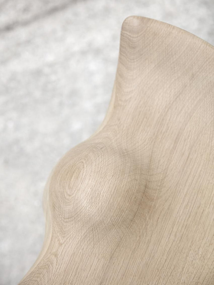 Audo Copenhagen ML42 barkruk H81 gezeept eiken, messing