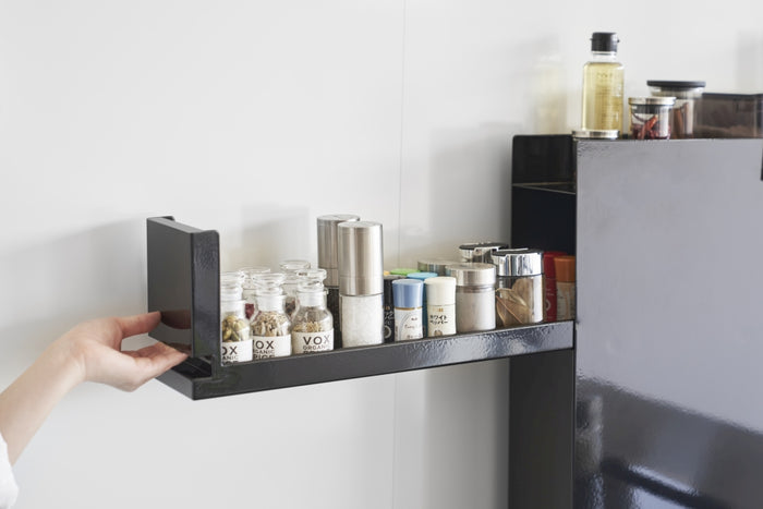 Yamazaki Kruiden- en Olierek Uitschuifbaar - 2 niveaus - Tower - Zwart