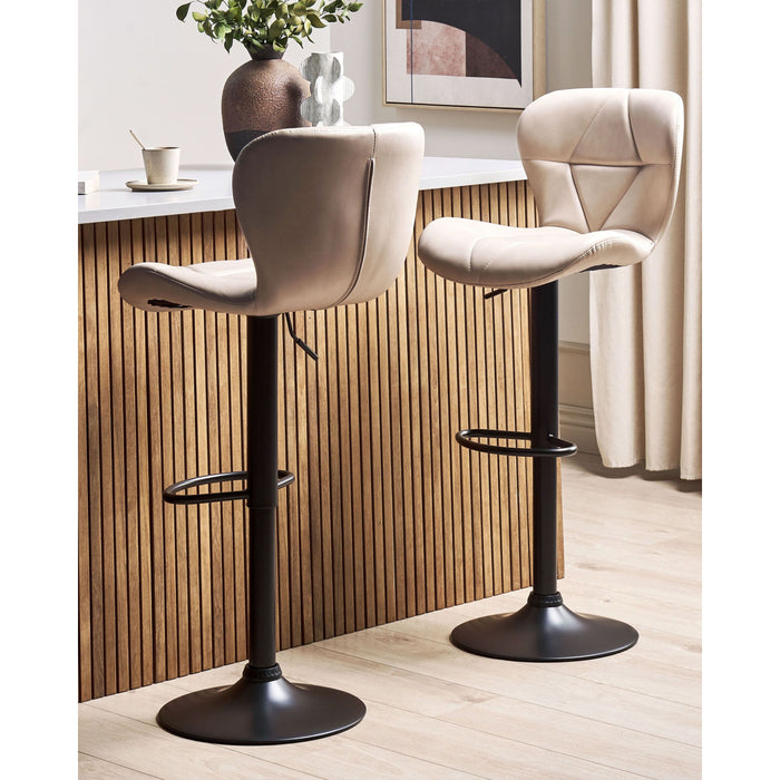 Beliani - VALETTA II - Barkruk set van 2 - Lichtbeige - Kunstleer