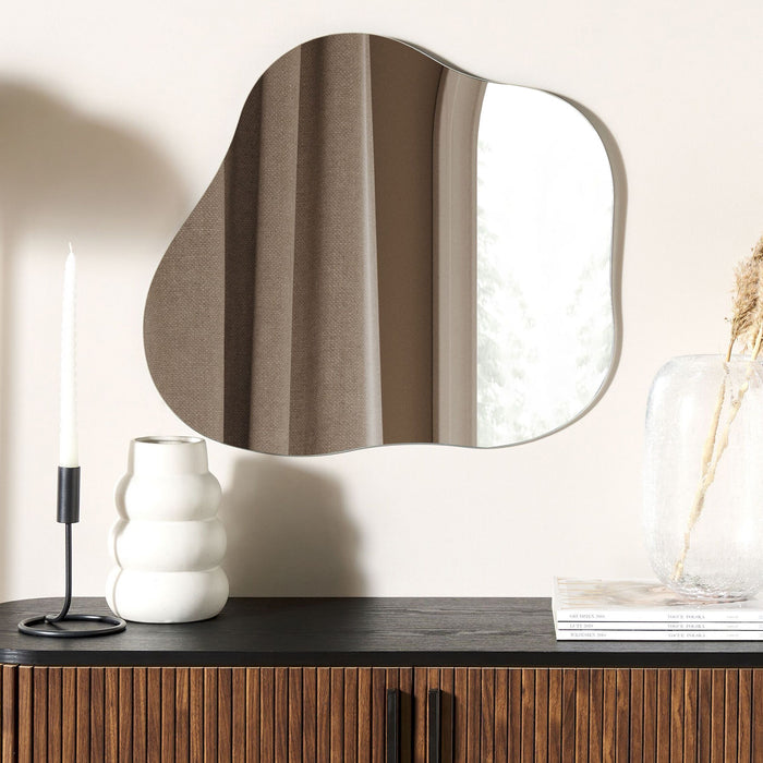 Beliani - BAGNEUX - Wandspiegel - Zilver - Glas