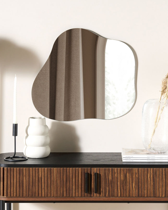 Beliani - BAGNEUX - Wandspiegel - Zilver - Glas